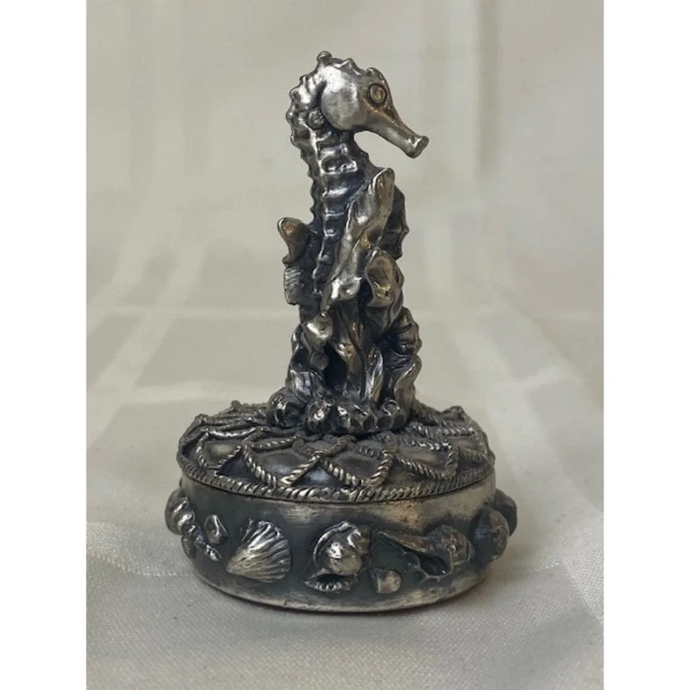 Vintage Seahorse Trinket Box Silver Tone Nautical Shell Pill Box Velvet Lined